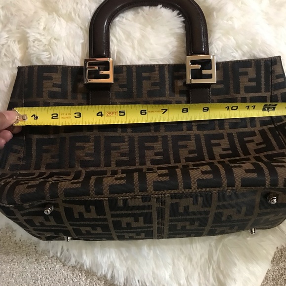 Authentic Vintage Fendi Zucca bag - Picture 6 of 15
